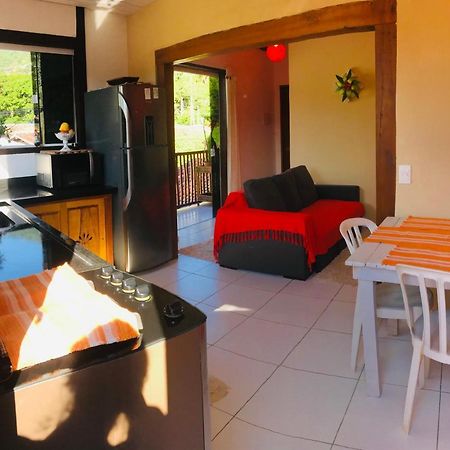 Casa No Centro Da Ilhabela - Vila - Sp Bagian luar foto